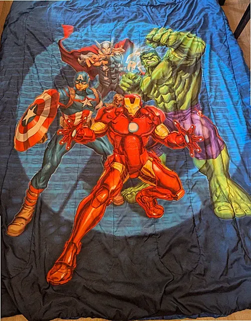 Avengers Bed Spread Comforter Full (82 X 67") Thor, Hulk, Iron Man, Capt America