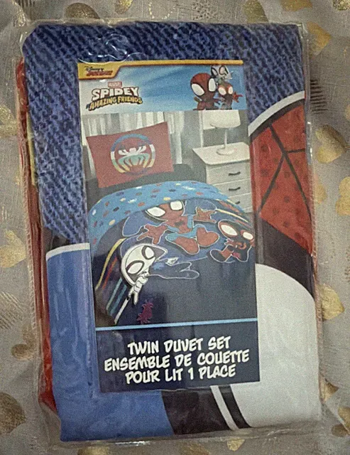 Marvel Spidey Twin Duvet Cover & Sham Set, Superheroes Theme, 100% Polyester