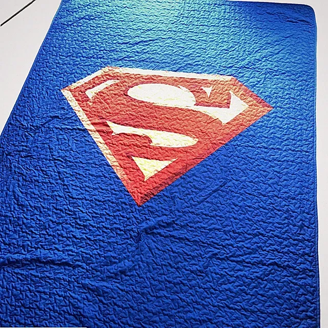 Superman Twin Size Quilted Bedspread Ultra Soft Blanket Classic Logo Reversible